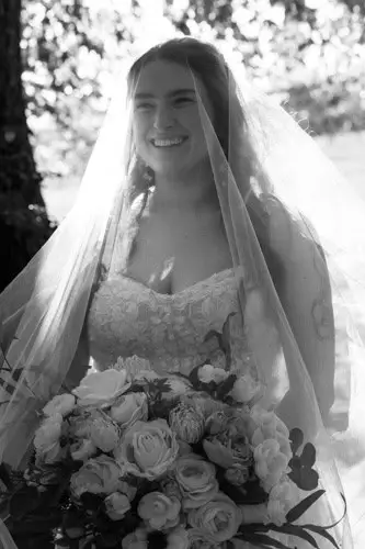 Boda de Michelle y Chris en octubre en Running Hare Vineyard en Prince Frederick, Maryland