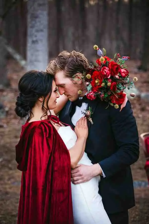 Gaya Rambut Pengantin Perempuan