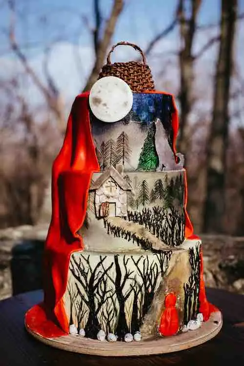 The Wedding Cake eta The Red Riding Cake