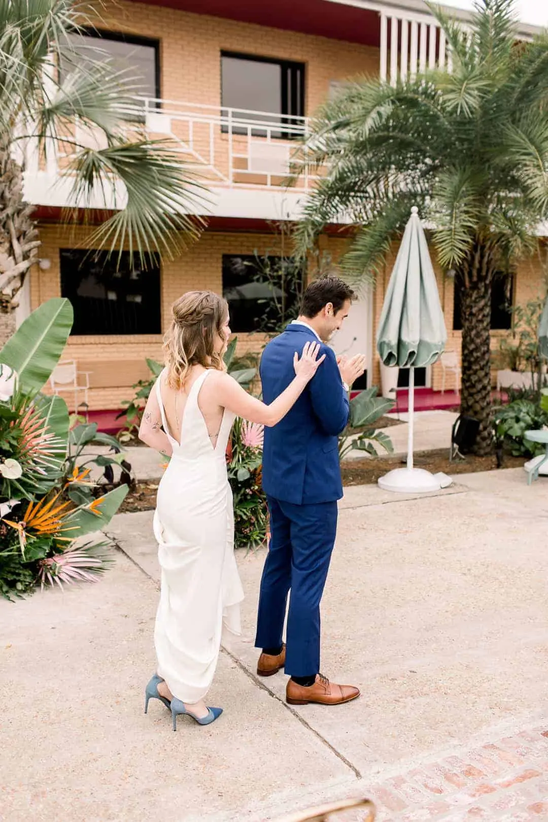 TROPSKI BOHO ELOPEMENT INSPO U MOTELU NA TEMU 60-IH U NEW ORLEANSU