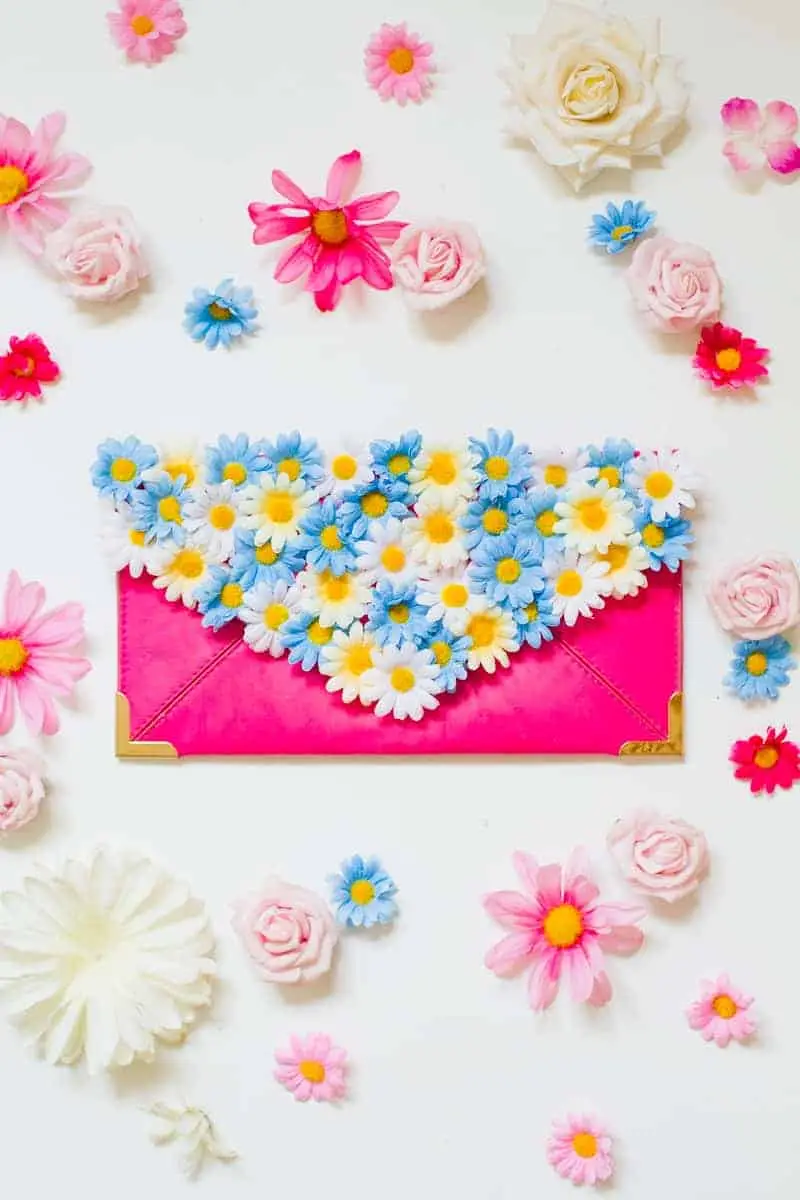 ENS SENTIM FLORALS AMB AQUEST TUTORIAL D'EMBRAGATGE DE FLOR DIY!